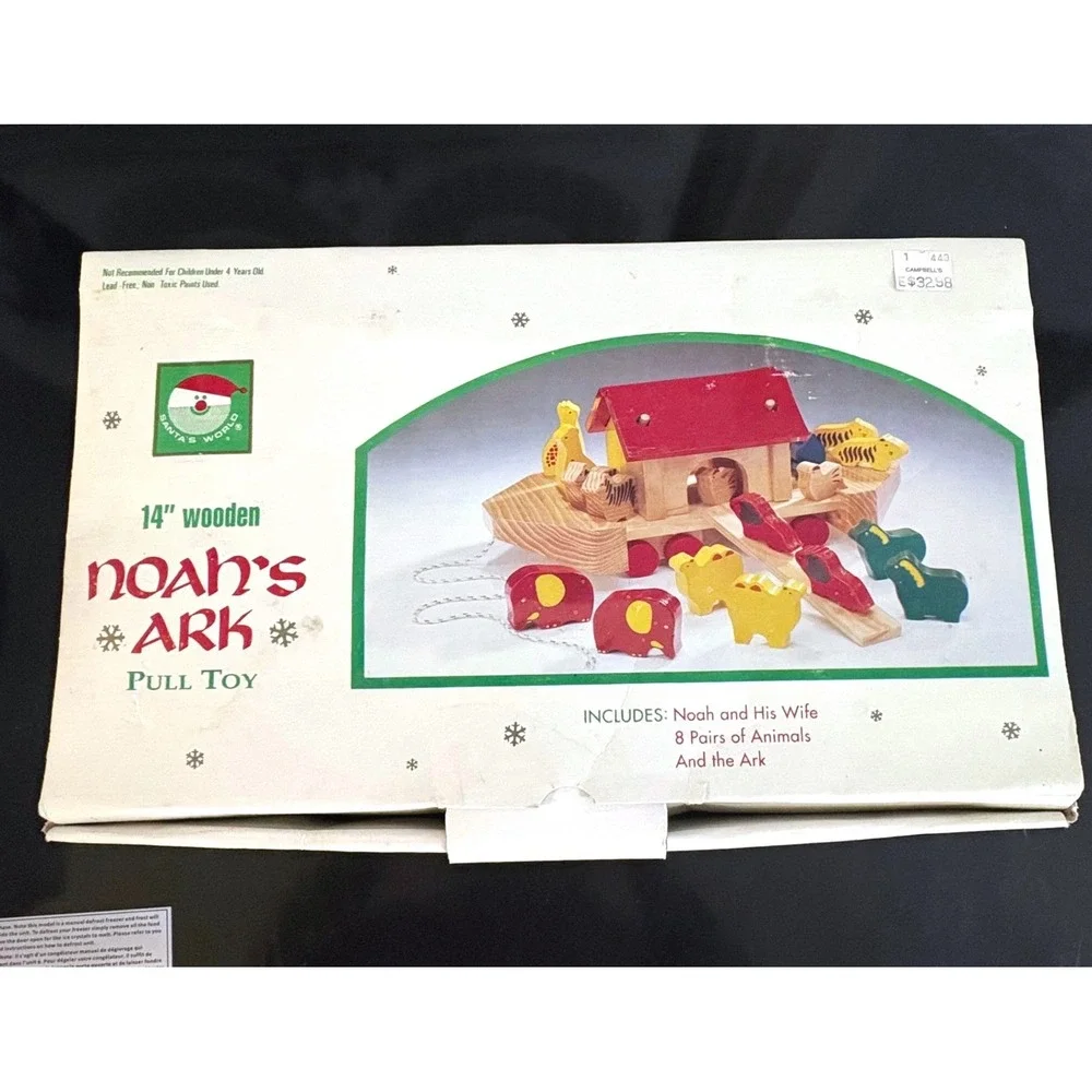 Noahs Ark Wooden Pull Toy 14 Inch Vintage Santas World 19 Piece